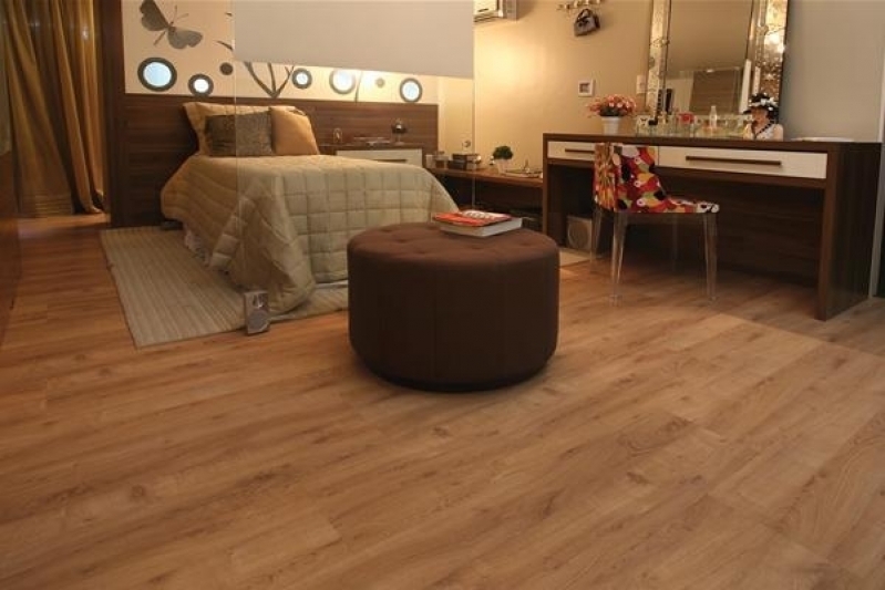 Empresa para Comprar Piso Laminado Eucafloor Prime Carvalho Cupecê - Comprar Piso Laminado Eucafloor com Brilho